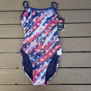 TYR Women's Durafast Elite Red/white/blue Homeland Trinityfit Swimsuit Sz 28 New